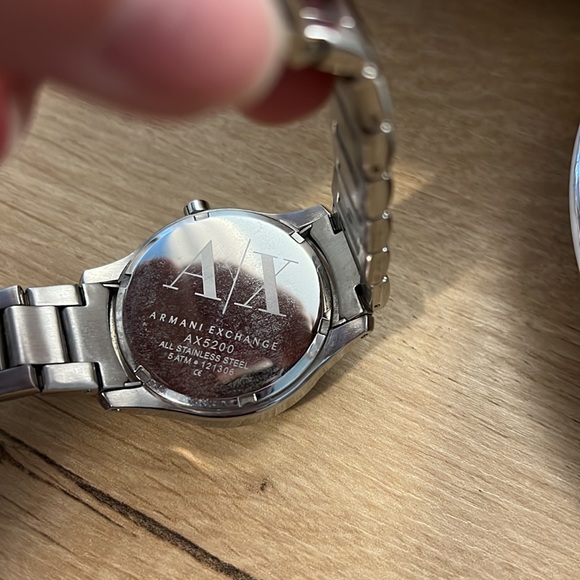 Armani Watch - Picture 7 of 9